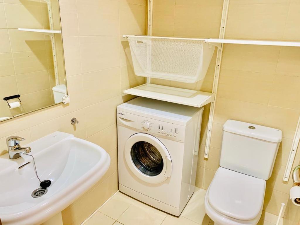 Apartamento Carvajal Beach Fuengirola Exterior foto